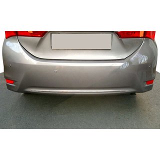 Baguette de pare-chocs arrière inox Toyota Corolla 2013-2019 photo 1