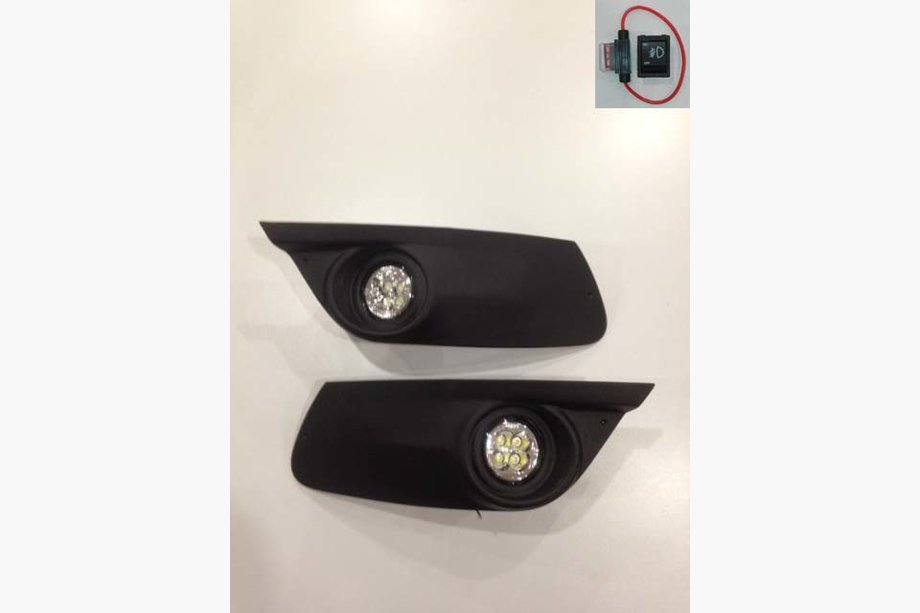 Renault Fluence 2009-2016 Phares antibrouillard LED (2013↗) Image