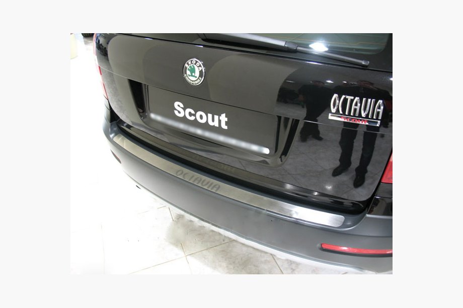 Skoda Octavia II A5 2006-2010 Protection de Pare-chocs Arrière Nataniko (Inox) Image