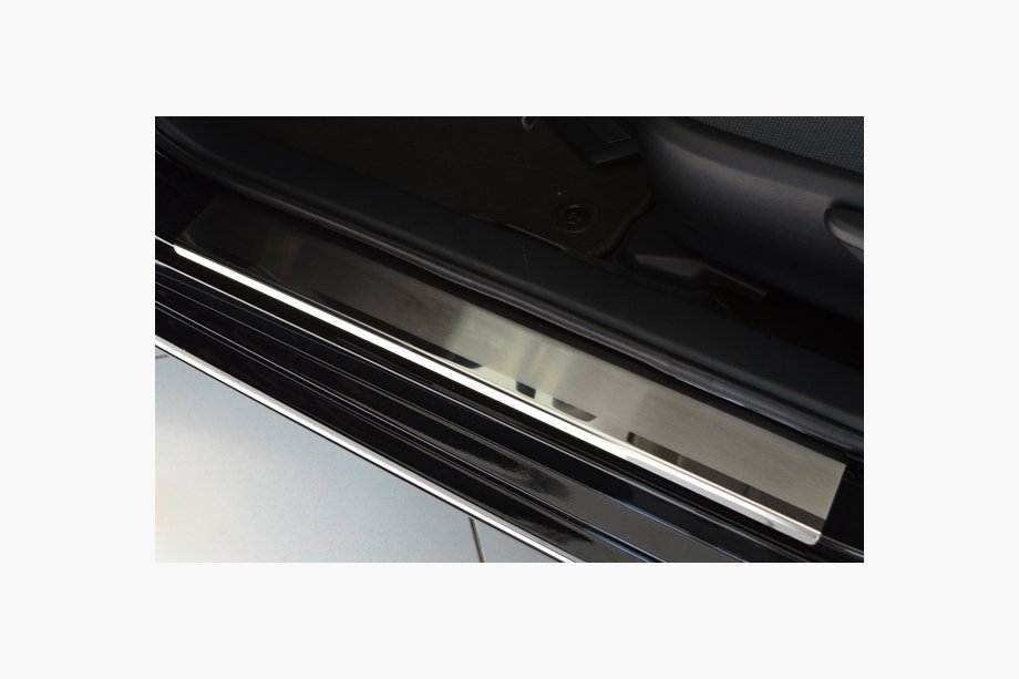 Toyota Camry 2017–2023 Seuils de Porte Nataniko (4 pcs, Inox) Premium - Bande 3M, 0.8 mm Image