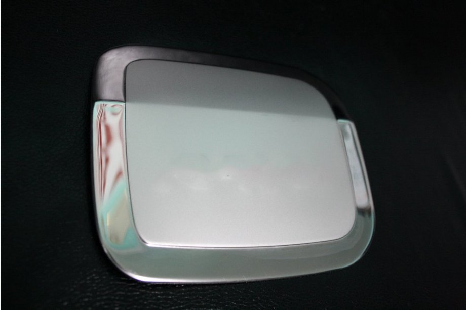 Toyota Rav 4 2001-2005 Cache Réservoir Acier Inoxydable Image