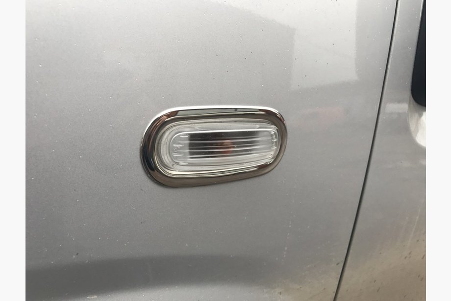Opel Combo 2012-2018 Entourages chromés de clignotants (2 pcs, inox) Image