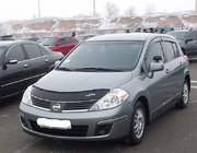 Nissan Tiida 2004-2011 Déflecteur de capot (VIP) photo 1