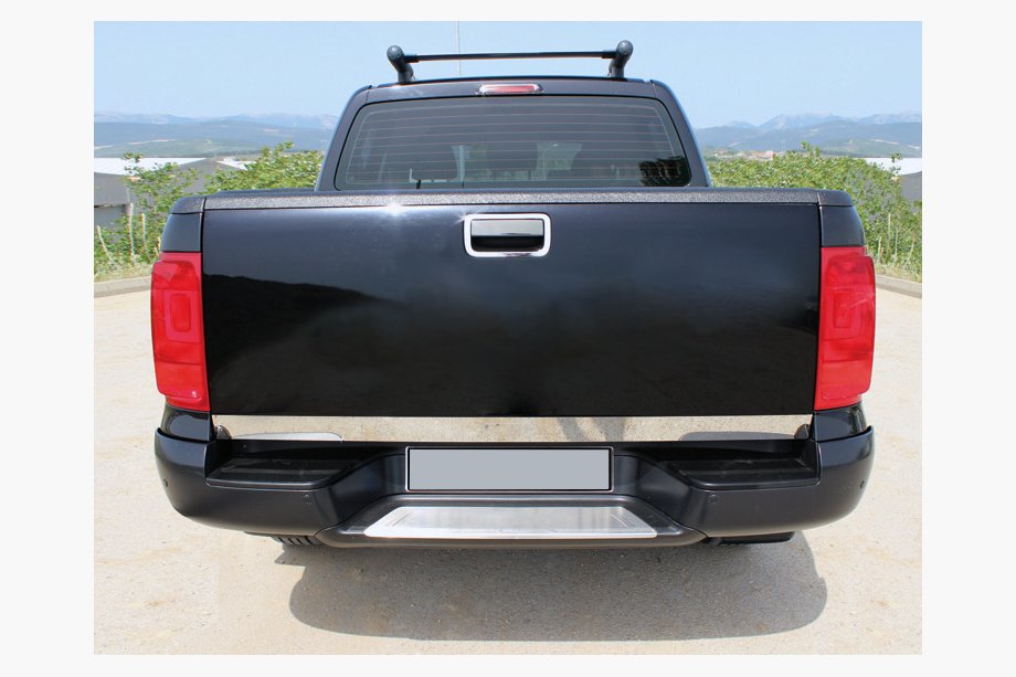 Volkswagen Amarok 2010-2022 Baguette de coffre inox Carmos - Acier Inoxydable Turc Image