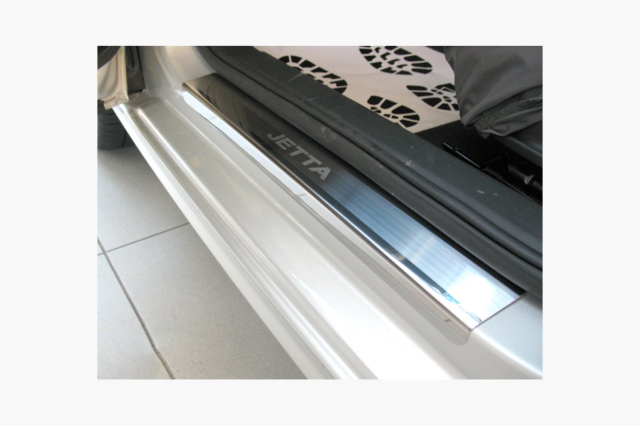 Volkswagen Jetta 2011-2018 Seuils de porte inox Nataniko (4 pcs, acier inoxydable) Image