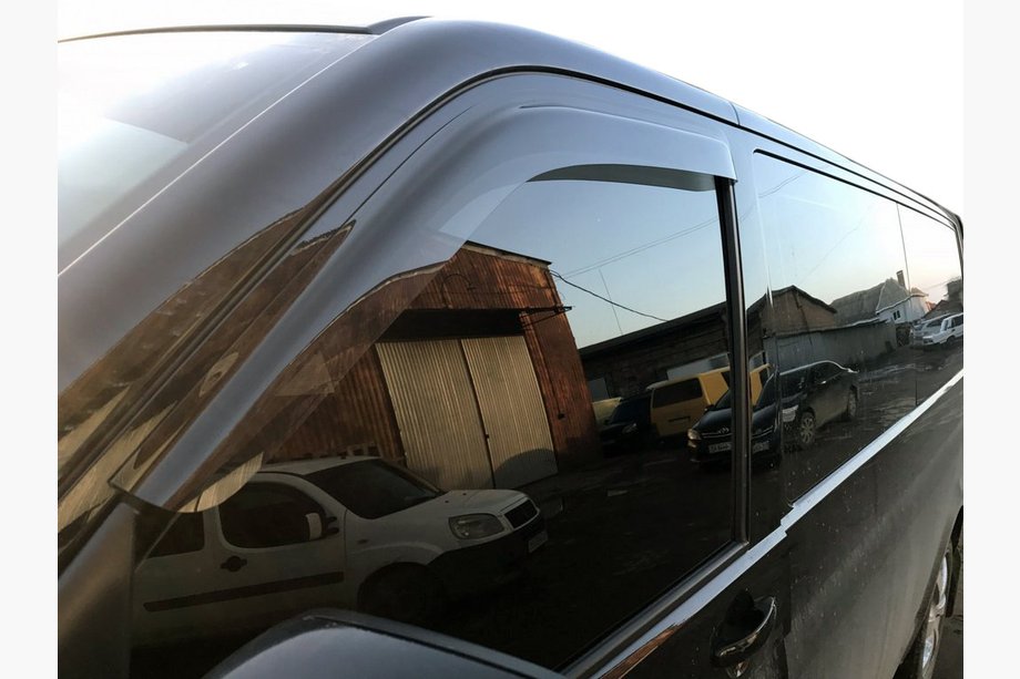 Volkswagen T6 2015-2024 Déflecteurs de Vitres (2 pcs, Sunplex) Image