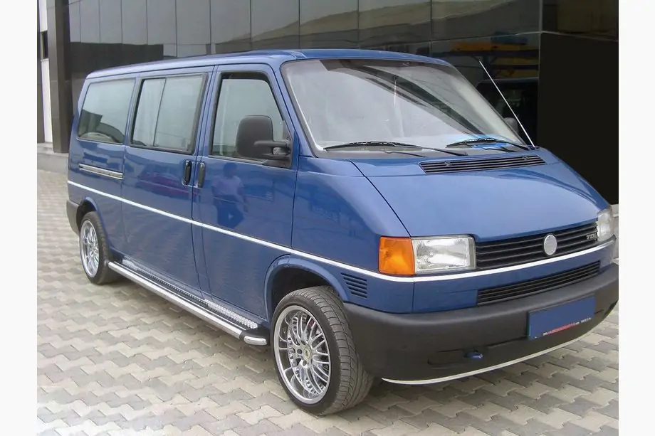 Volkswagen T4 Caravelle/Multivan 1990–2003 Marchepieds Latéraux KB002 d60mm (2 pcs, inox) Image
