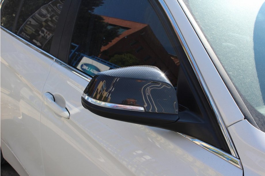 BMW X1 E84 2009-2015 Coques de Rétroviseurs (2 pcs, Carbone Réel) Image