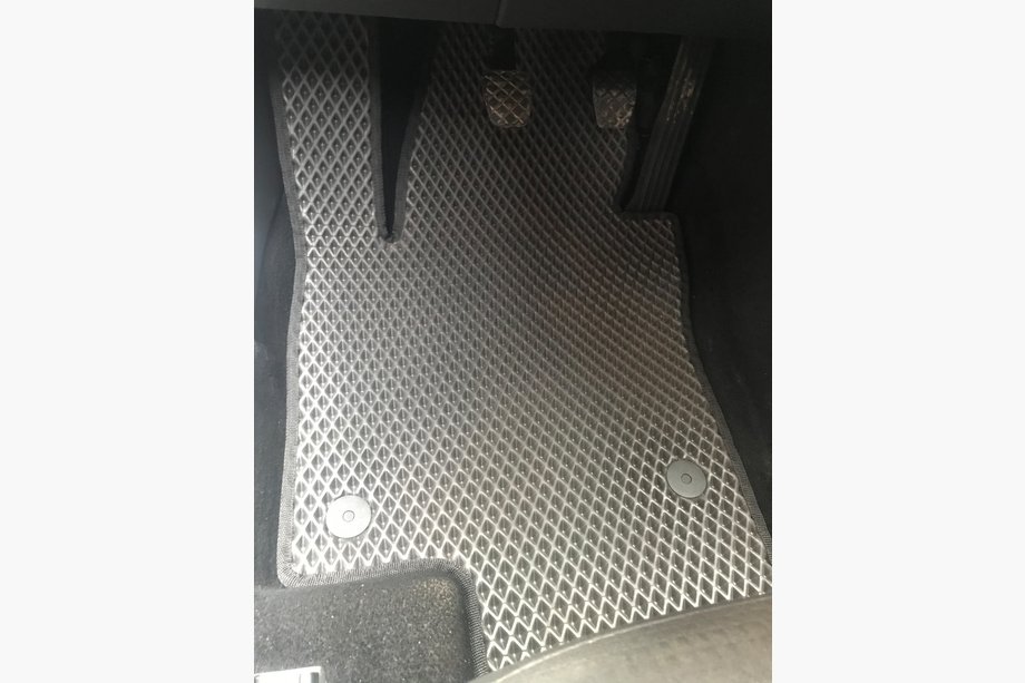 Volkswagen Jetta 2011-2018 Tapis de sol EVA (noirs) Image