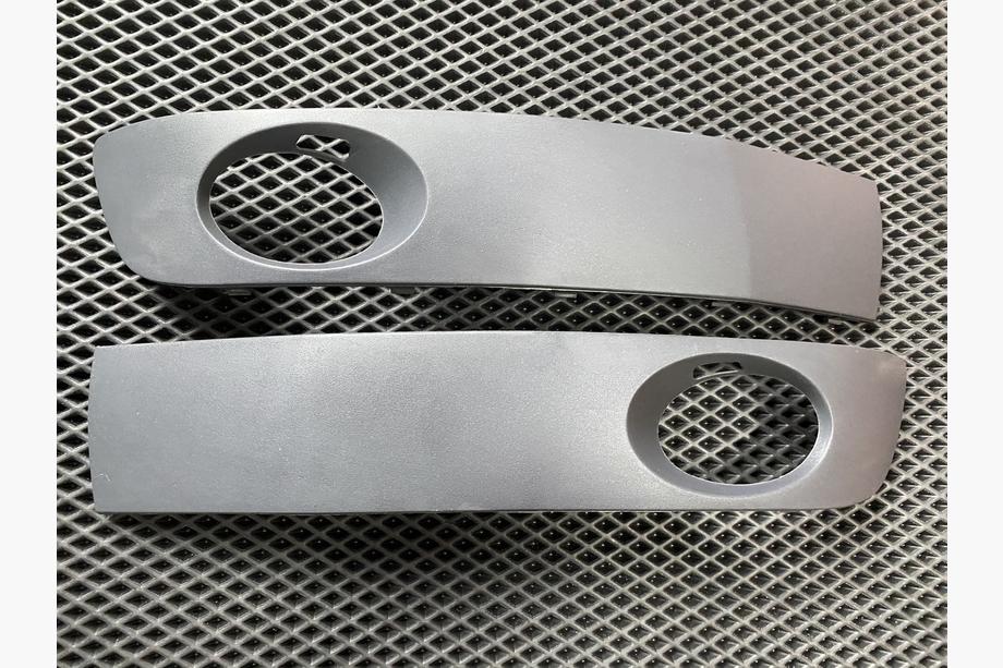 Volkswagen T5 2010-2015 Caches pour antibrouillards (2 pcs) Image