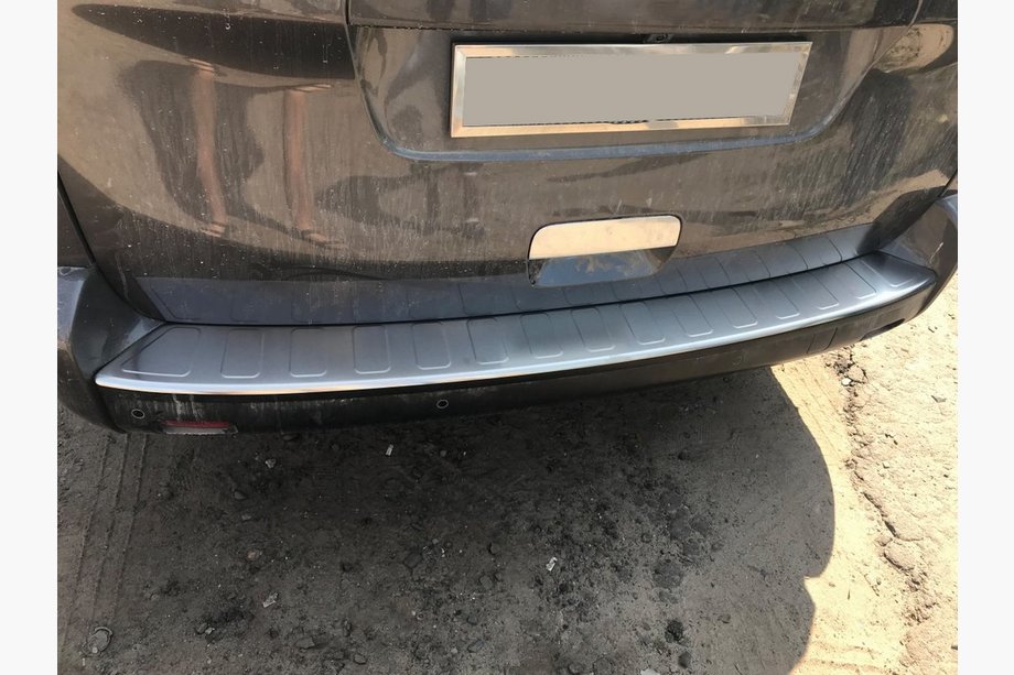Opel Vivaro 2019- Protection de Pare-chocs Arrière OmsaLine Inox Image