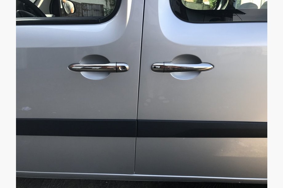 Mercedes Citan 2013-2021 Couvre-poignées de porte en acier inoxydable 3 pcs, Carmos - Acier Turc Image
