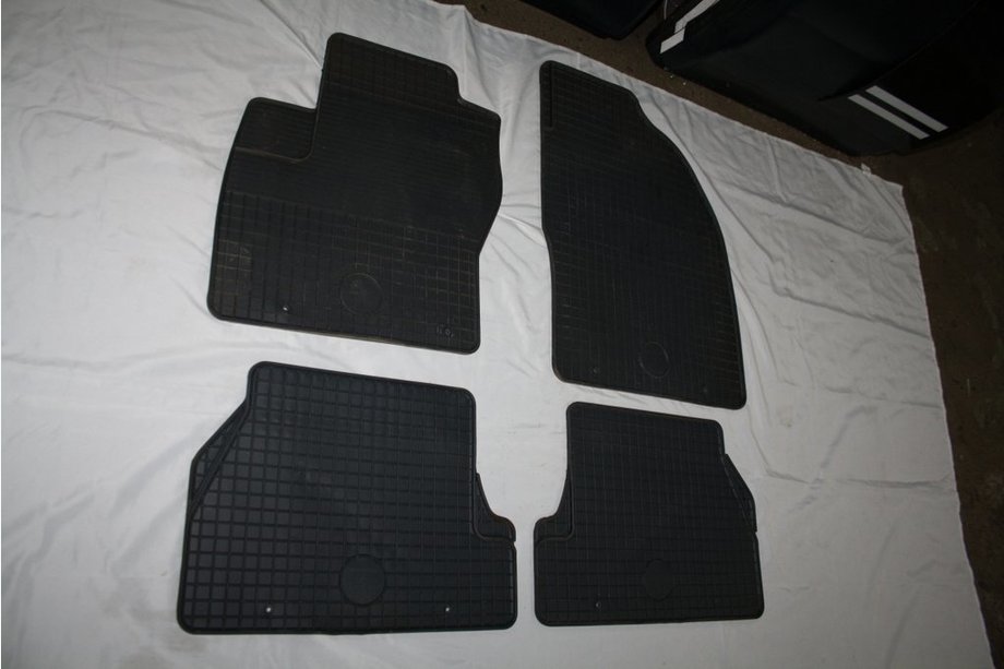 Ford Focus II 2005-2008 Tapis en caoutchouc (4 pcs, Doma) Image