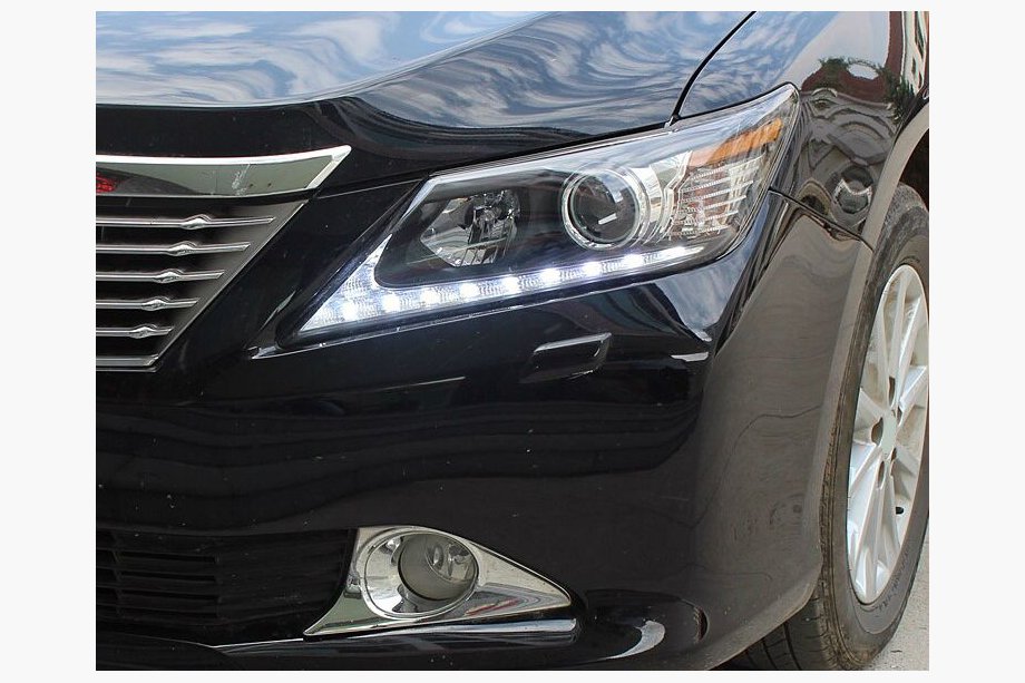 Toyota Camry 2011–2017 Phares avant LED (2 pcs) Image