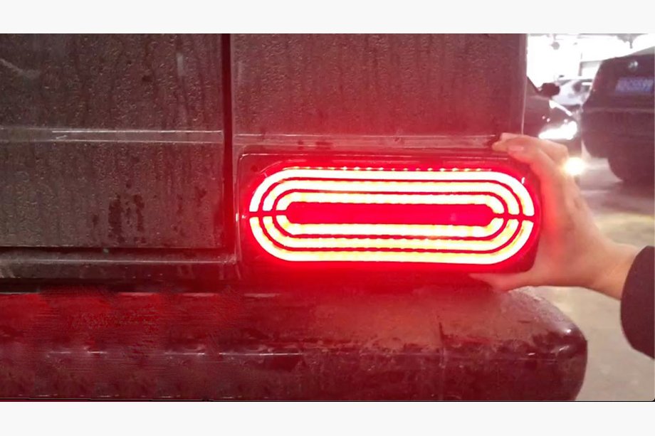 Mercedes G class W463 1990-2018 Feux arrière style W464 Image