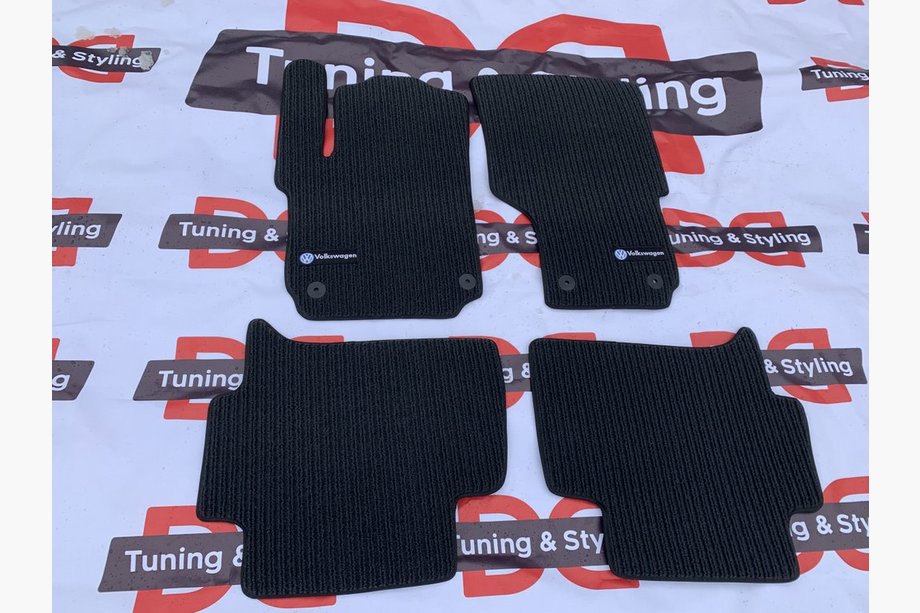 Volkswagen Amarok 2010-2022 Tapis de sol textile (Corona) Image
