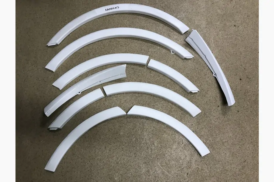 Porsche Cayenne 2003–2010 Extensions d'ailes (à peindre) Image