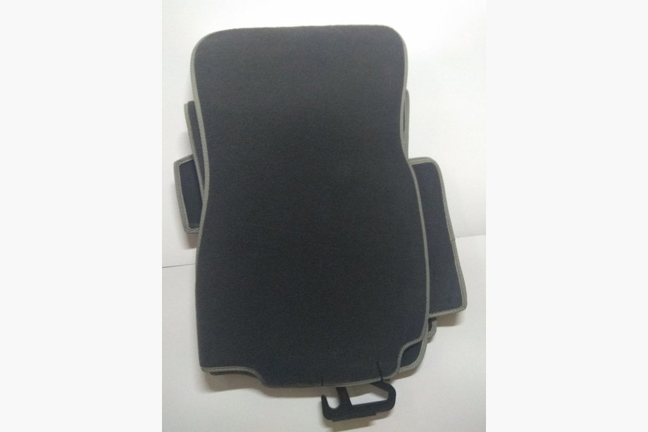 Hyundai I-10 2014-2017 Tapis de sol textile habitacle (Saek) Photo 4