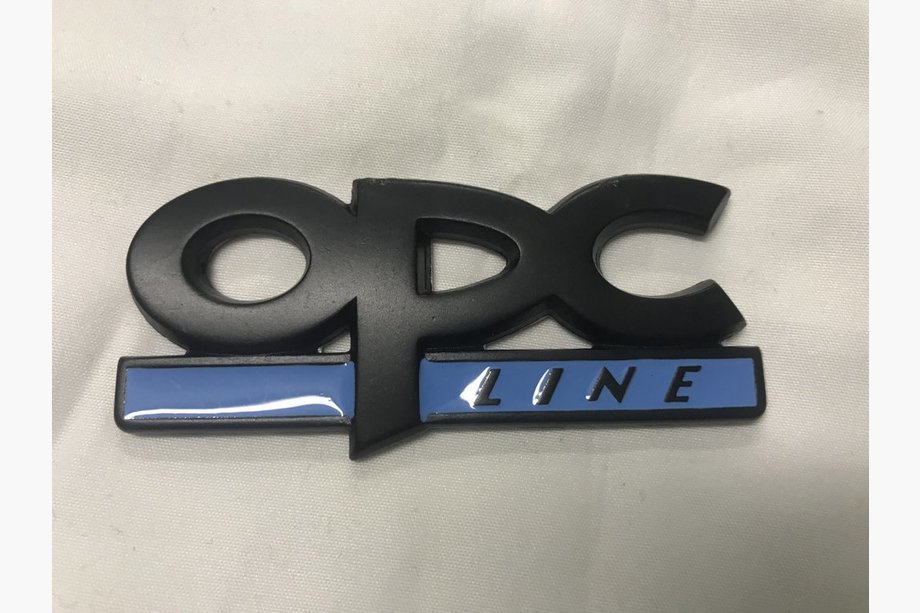Opel Badge Métallique OPC Line (Noir) Image