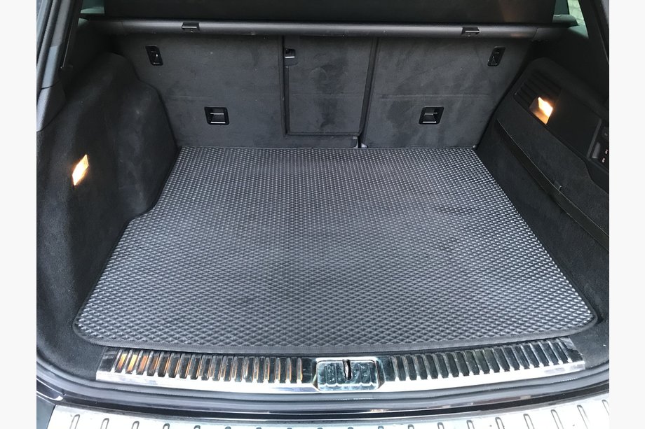 Volkswagen Touareg 2010-2018 Tapis de coffre V2 (EVA, Noir) Image