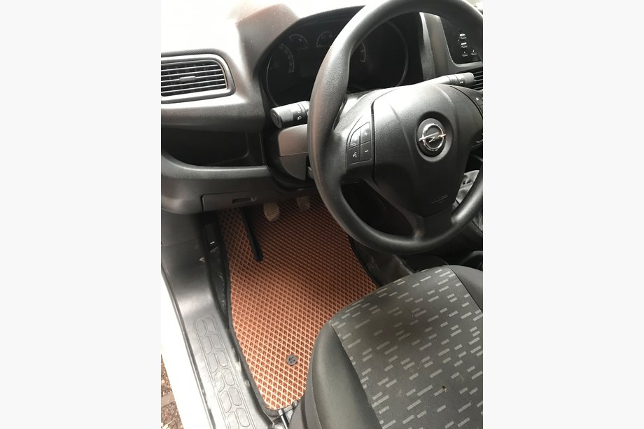 Opel Combo 2012-2018 Tapis de sol EVA (rouge brique, avant) Image