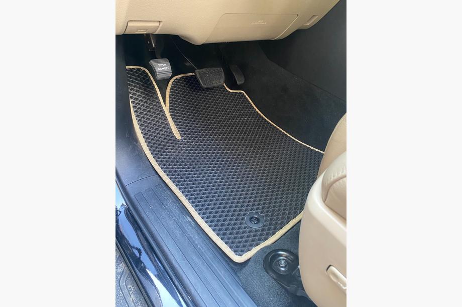 Toyota Sequoia 2007-2022 Tapis de sol en polyuréthane 3 rangées (EVA, noir) Image