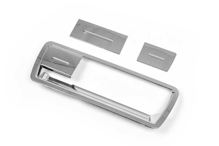 Nissan Armada 2003-2015 Moulure de coffre chromée (plastique) Image