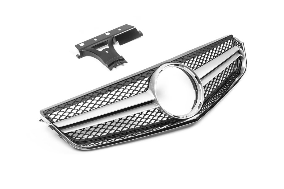 Mercedes E-class coupe C207 2010-2017 Calandre Avant (2009-2013, AMG Silver) Photo 1