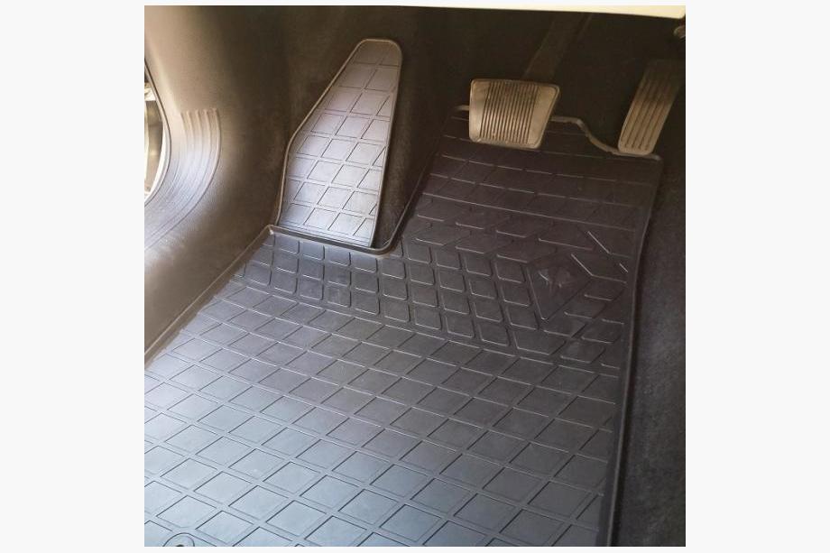 Chrysler 200 II 2014-2017 Tapis en caoutchouc (4 pcs, Stingray Premium) Image