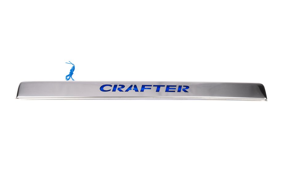 Volkswagen Crafter 2006-2016 Baguette chromée au-dessus de la plaque d'immatriculation avec éclairage LED (inox) Photo 1