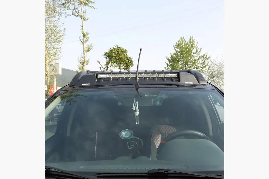 Jeep Cherokee XJ 1984-2001 Casquette de pare-brise V3 (LED) Photo 2