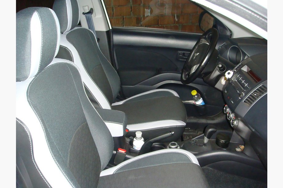 Mitsubishi Outlander 2006-2012 Housses de Sièges Auto SoyuzAuto Premium Image