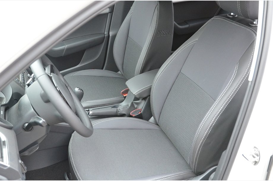 Skoda Octavia III A7 2013-2019 Housses de Sièges Auto (Similicuir↗Tissu, Premium) Photo 1