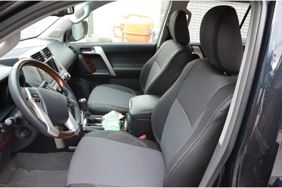 Toyota Land Cruiser Prado 150 2009-2023 Housses de Siège Auto (Similicuir + Tissu, Premium) Photo 1