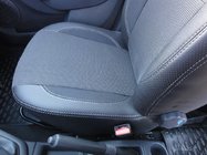 Renault Logan II 2013-2022 Housses de Siège Auto (Similicuir↗Tissu, Premium) photo 6