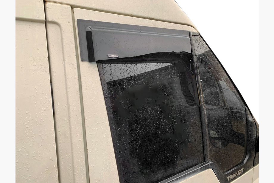 Ford Transit 2000–2014 PROMO! Déflecteurs de Vitres (2 pcs, HIC) Image