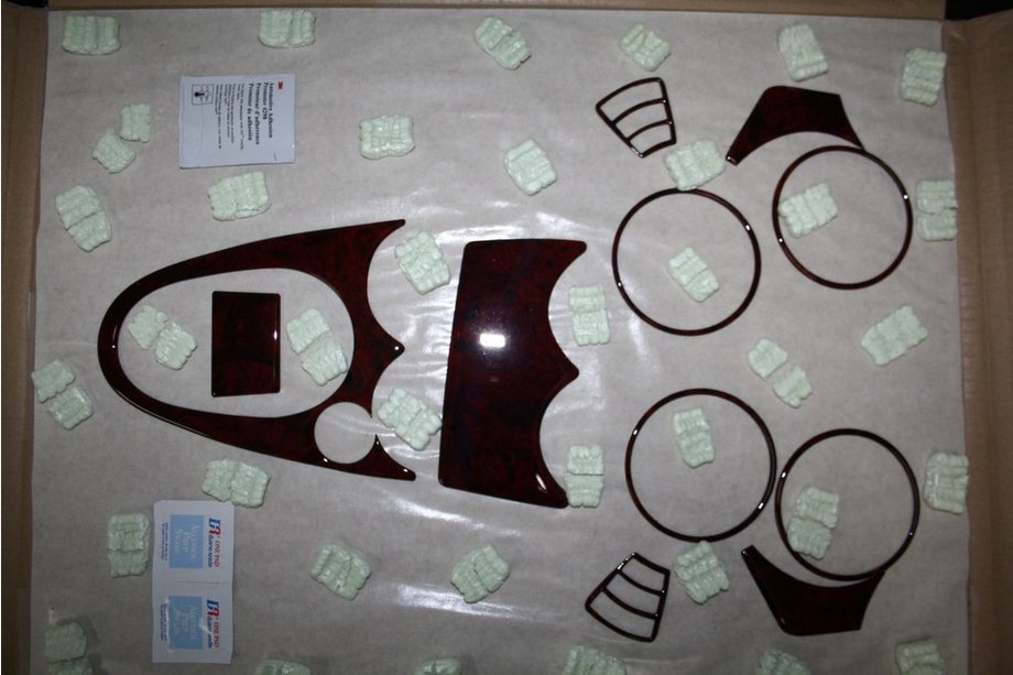 Dacia Logan I 2005-2008 PROMO !!! Inserts intérieurs aspect bois Image