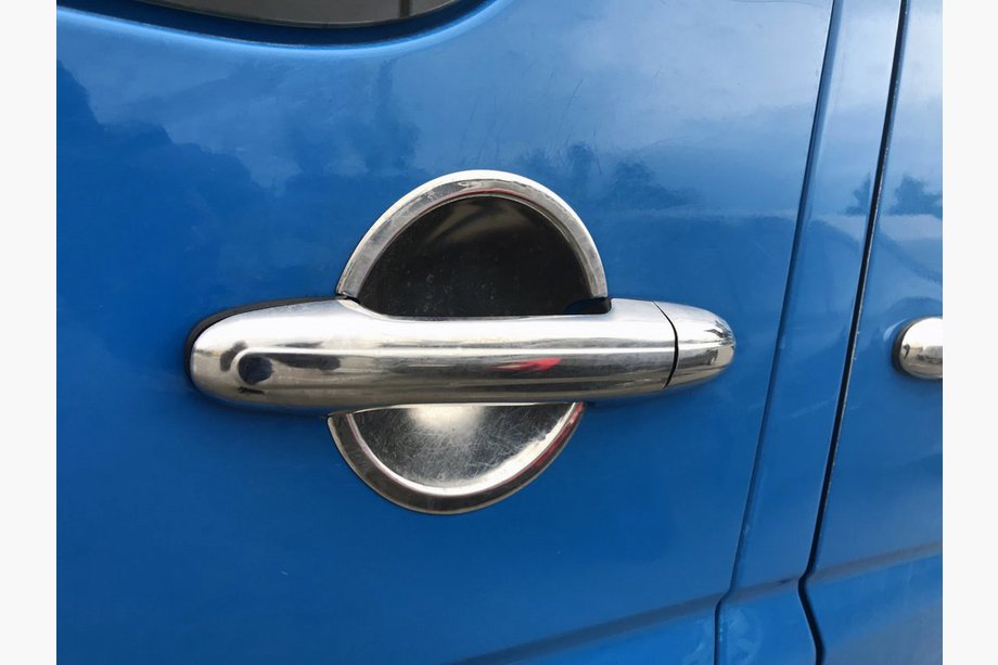 Mercedes Sprinter W906 2006–2018 Couvre-poignées en acier inoxydable (4 pcs) Image