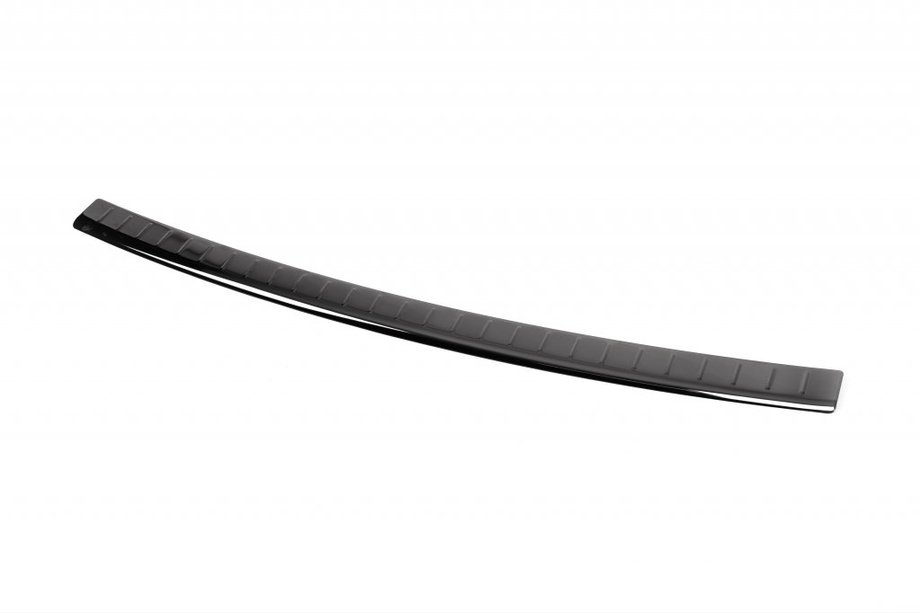 Nissan Qashqai 2014-2021 Protection de Pare-chocs Arrière Chrome Noir (2014-2017, Inox) Image