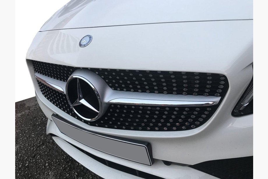 Mercedes C-class W205 2014-2021 Calandre Avant Diamond Silver (pour Avantgarde/AMG-Line/C43 AMG) 2018+, sans caméra Photo 7