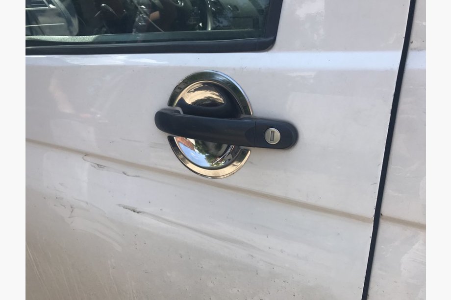Volkswagen Caddy 2010-2015 Coupelles Chromées pour Poignées de Porte Carmos - Acier turc, 3 pièces Image