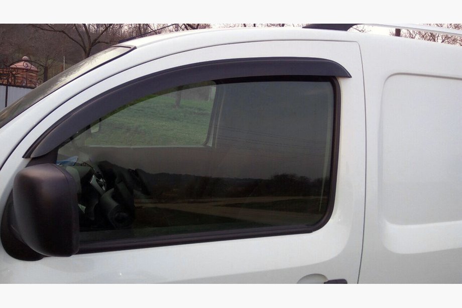 Renault Kangoo 2008–2020 Déflecteurs de Fenêtre (2 pcs, DDU-CBR) Image