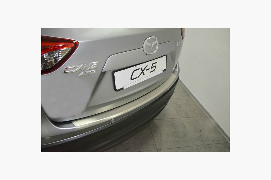 Mazda CX-5 2012-2017 Protection de pare-chocs arrière avec rebord Natanika (inox) Image