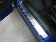 Mazda CX-7 2006-2012 Seuils de porte inox Nataniko (4 pcs, acier inoxydable) Premium - Bande 3M, 0.8 mm photo 2
