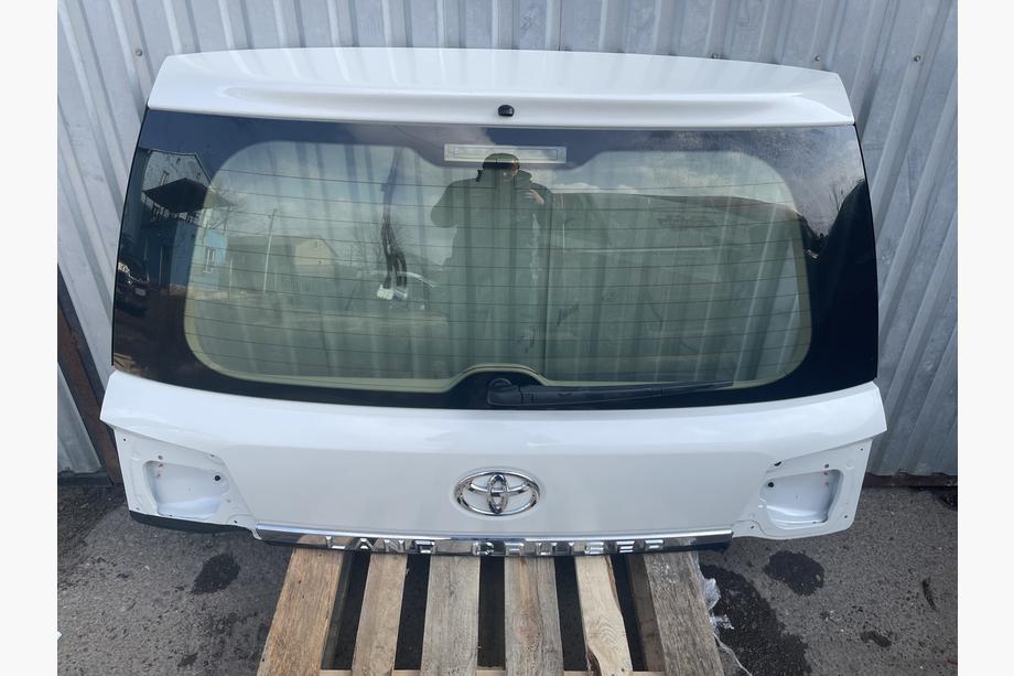 Toyota Land Cruiser 200 2007-2021 Couvercle de coffre supérieur 2016+ blanc (OCCASION, original) Photo 1