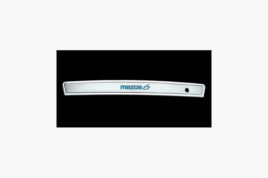 Mazda 6 2003-2008 Baguette chromée avec éclairage bleu (plastique) Image
