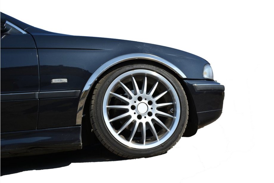 BMW 5 Series E39 1996-2003 Extensions d'ailes (4 pcs, inox) Image
