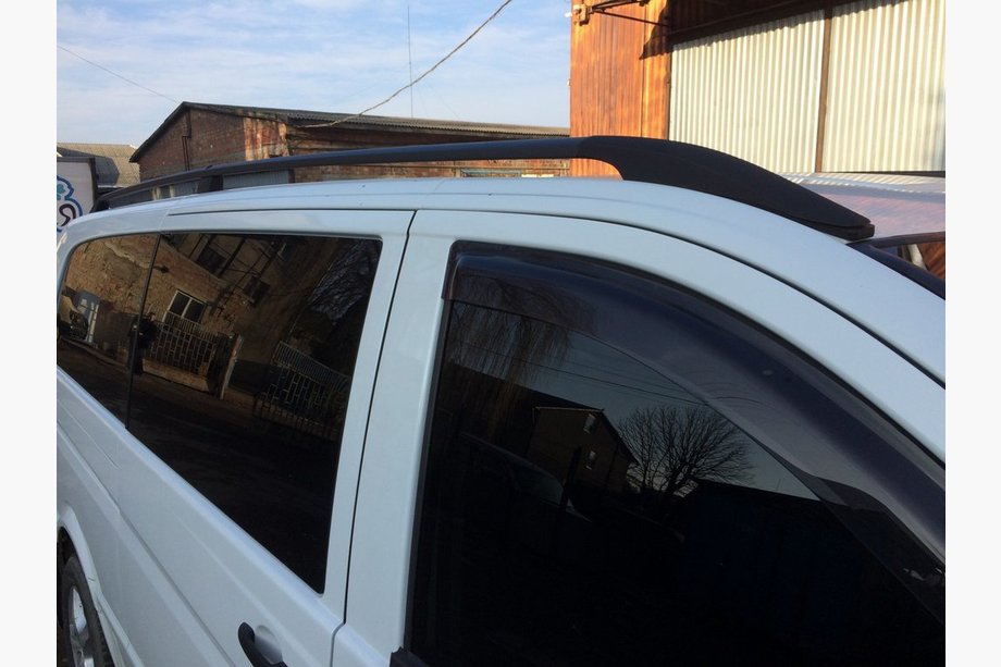 Mercedes Viano 2004-2014 Barres de toit noires ELITE (pied plastique) Empattement Long (EXTRALONG) Photo 11