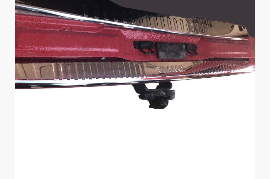 Mercedes Viano 2004-2014 Protection de pare-chocs arrière avec rebord (Omsa, inox) Image