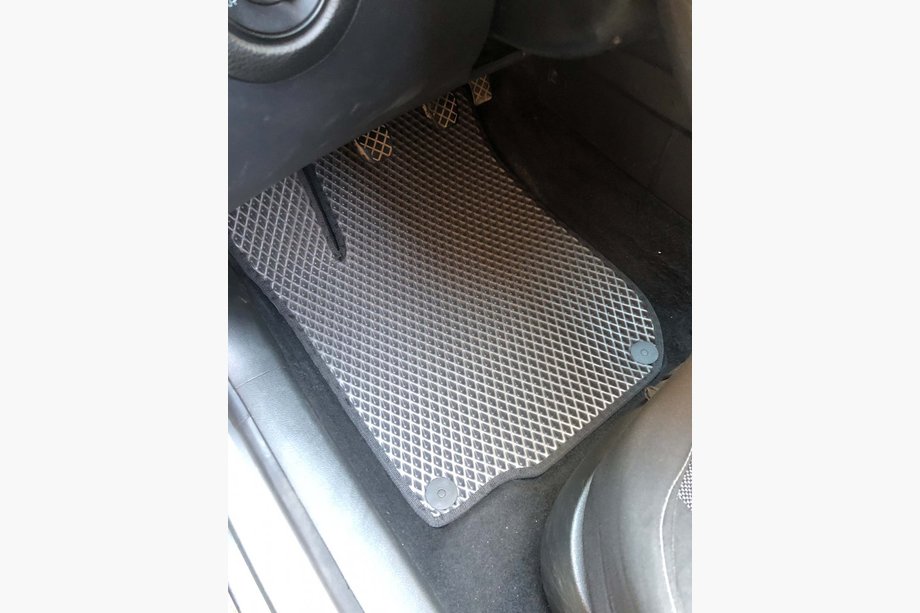 Volkswagen Bora 1998-2004 Tapis de sol EVA (noirs) Image